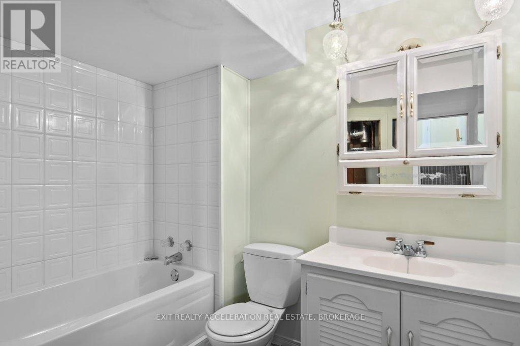 116 SHERWOOD AVENUE - Image 30
