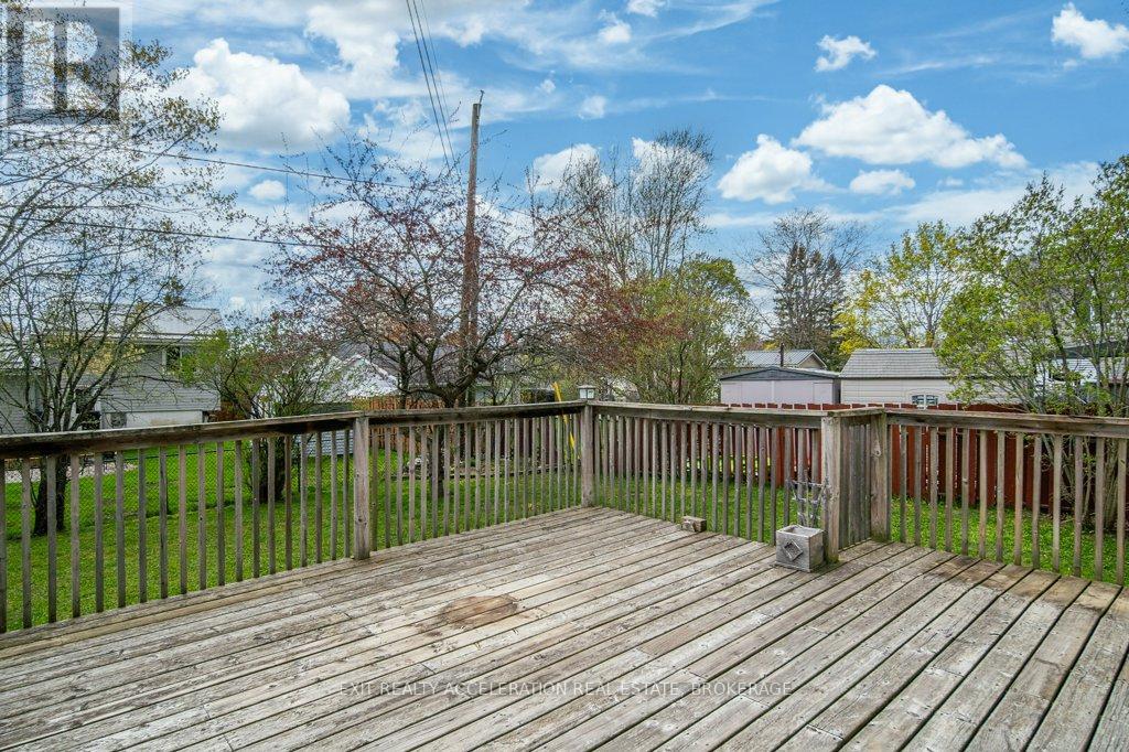116 SHERWOOD AVENUE - Image 37