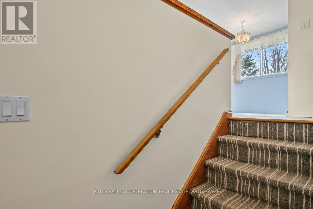 116 SHERWOOD AVENUE - 6
