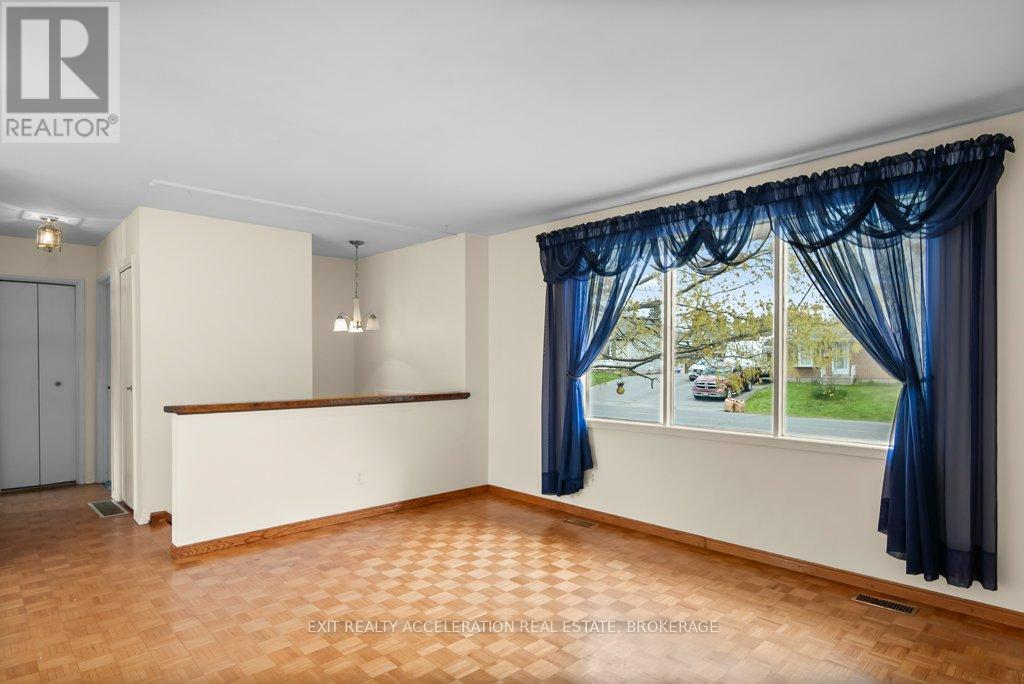 116 SHERWOOD AVENUE - Image 8