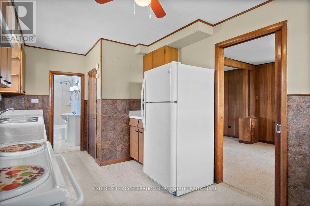 302 OLD HAMBURG ROAD - Image 11