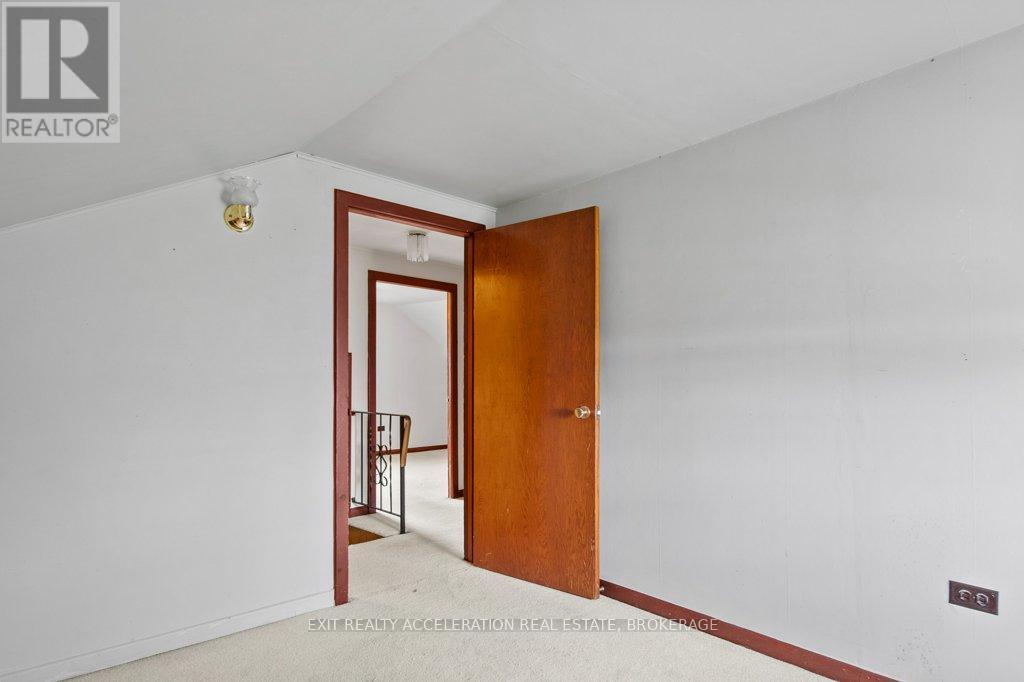 302 OLD HAMBURG ROAD - 26