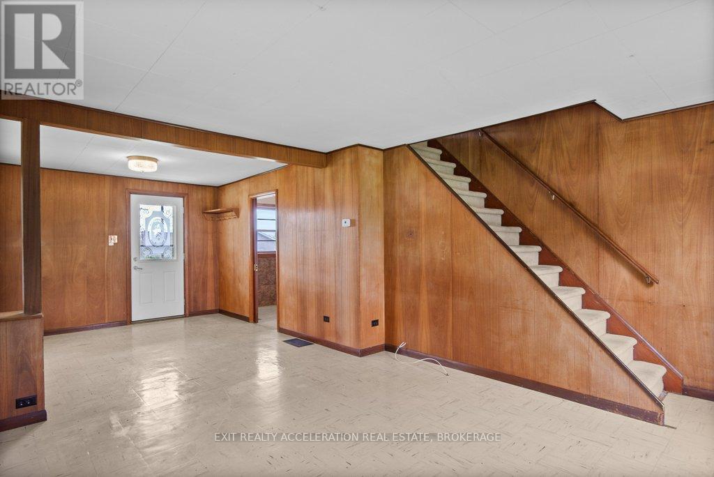 302 OLD HAMBURG ROAD - Image 8