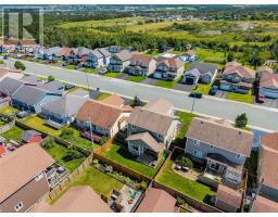 33 Castle Bridge Drive thumbnail 31