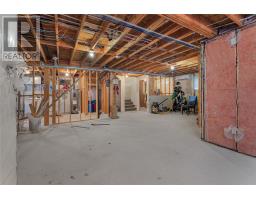 33 Castle Bridge Drive thumbnail 23