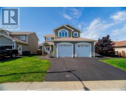 33 Castle Bridge Drive thumbnail 2