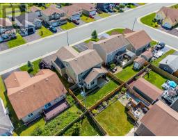 33 Castle Bridge Drive thumbnail 29