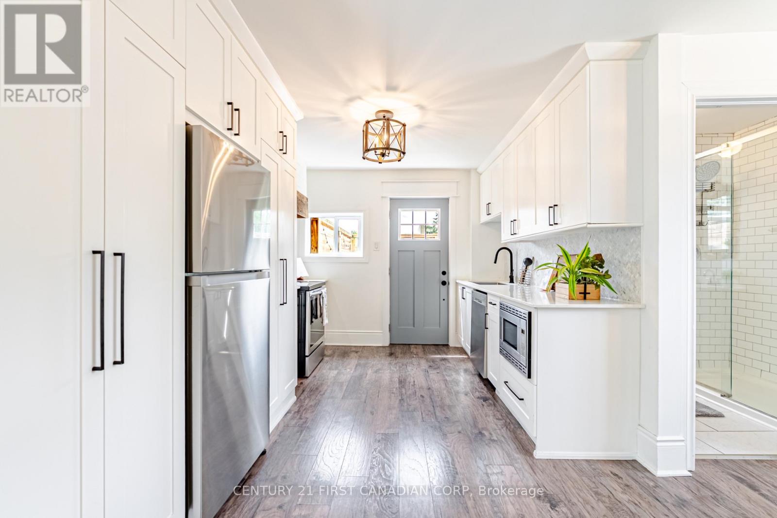 425 ENGLISH STREET - Image 4