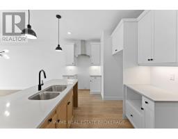 9 - 94 Coastal Crescent, Lambton Shores, ON N0M1T0 Photo 11