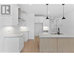9 - 94 Coastal Crescent, Lambton Shores, ON N0M1T0 Photo 14