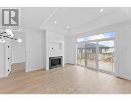 9 - 94 Coastal Crescent, Lambton Shores, ON N0M1T0 Photo 18
