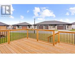 9 - 94 Coastal Crescent, Lambton Shores, ON N0M1T0 Photo 27