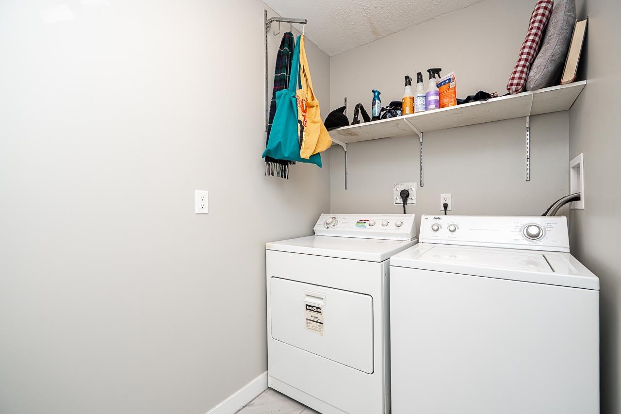 Photo of 20783 51B AVENUE 27