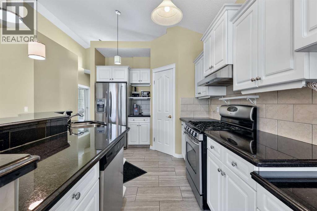 118 Invermere Drive - Photo 14