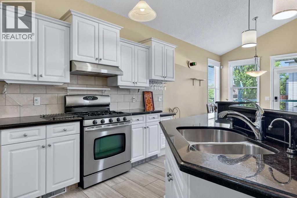 118 Invermere Drive - Photo 17