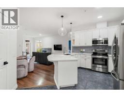 5208, 14 Hemlock Crescent SW - photo 2