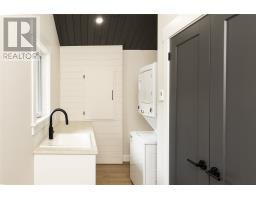 15 Smiths Waters Road thumbnail 6