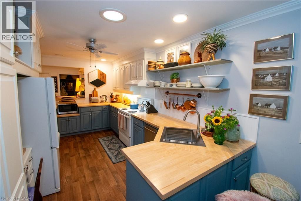 776 SANDY BAY Road - 10