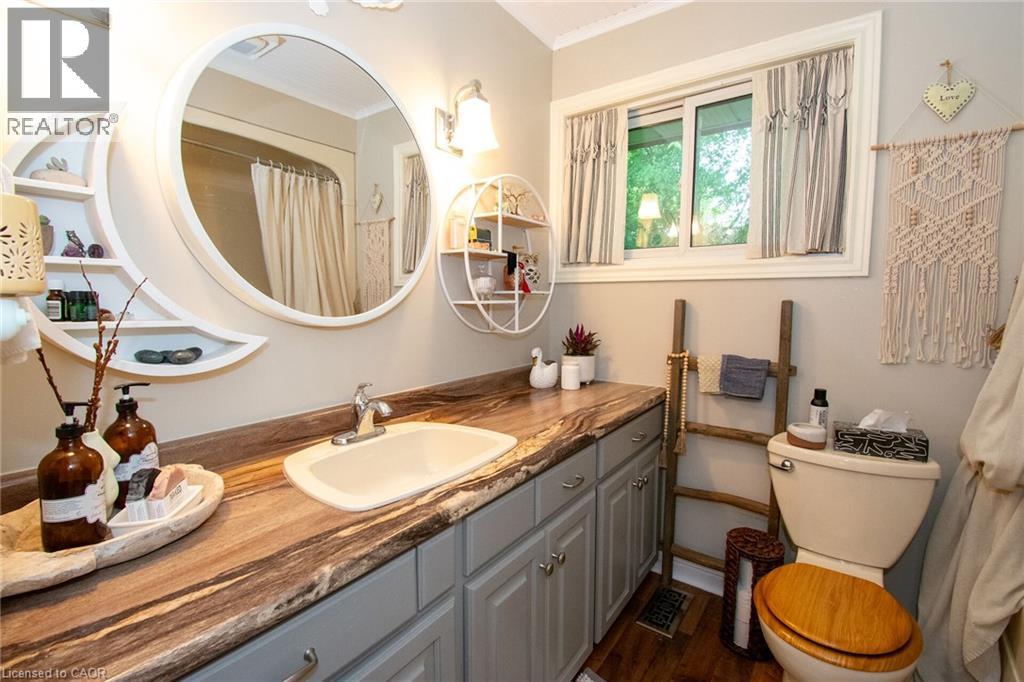 776 SANDY BAY Road - Image 27
