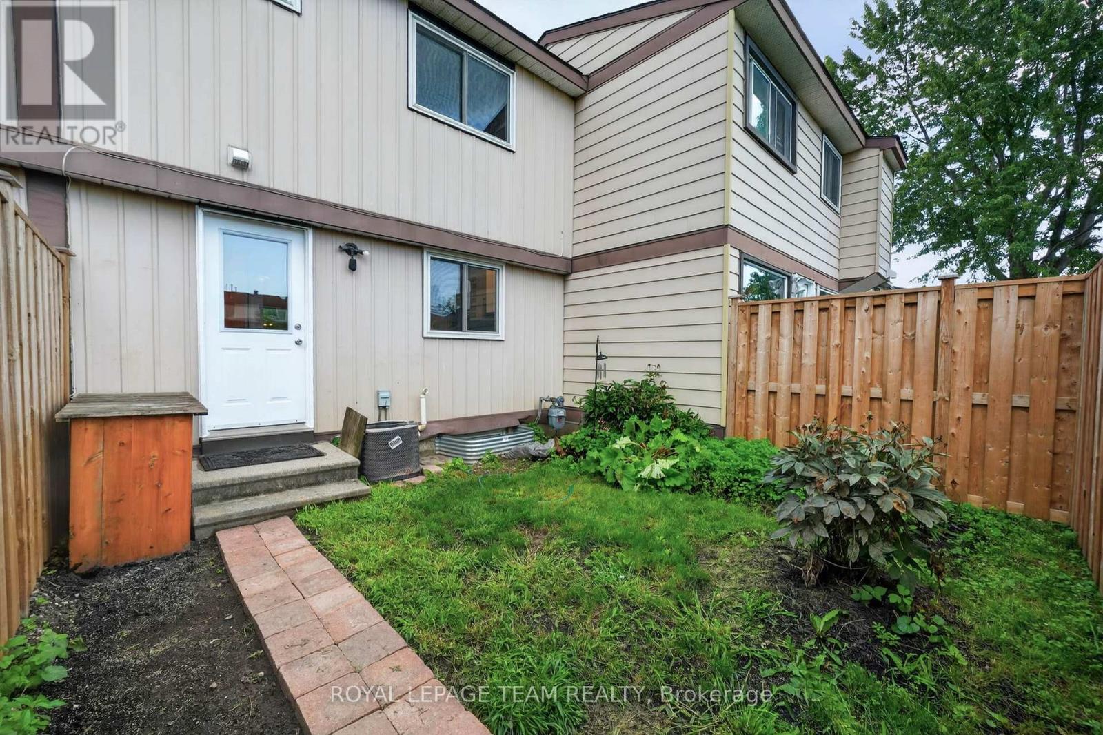 3 Bed, 3 Bath House for Sale in Ottawa – 13 – 1918 BELMORE LANE, Ottawa – MLS# X13671216 - Image 28