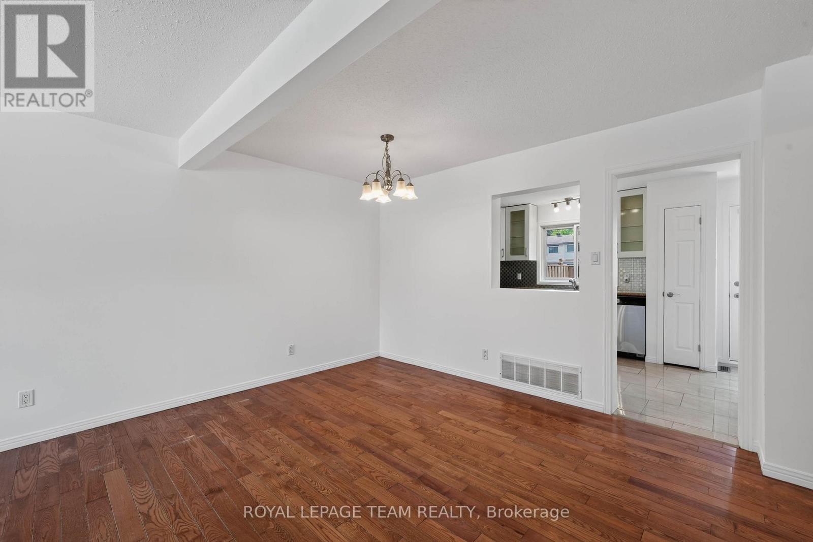 3 Bed, 3 Bath House for Sale in Ottawa – 13 – 1918 BELMORE LANE, Ottawa – MLS# X13671216 - Image 7