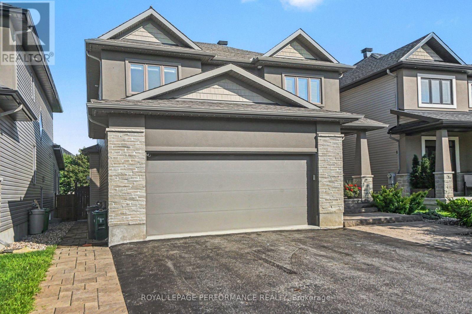 523 Adamson Crescent