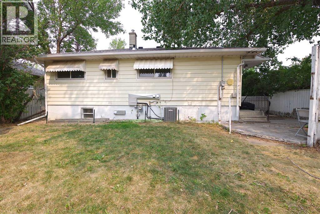 510 10 Street N - Image 23