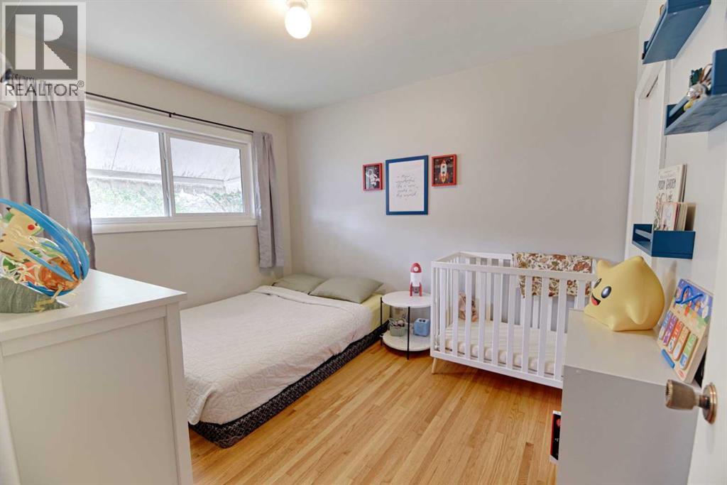 510 10 Street N - Image 9