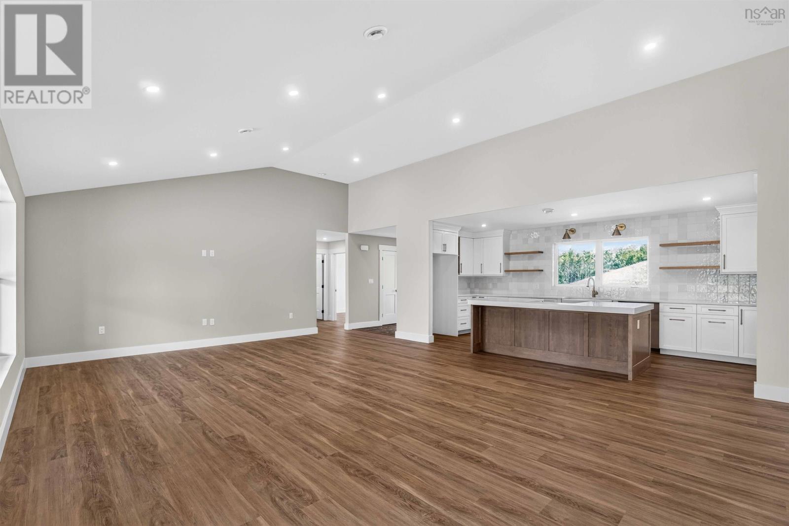 Property 24 of 42 of 6 Deer Haven Drive