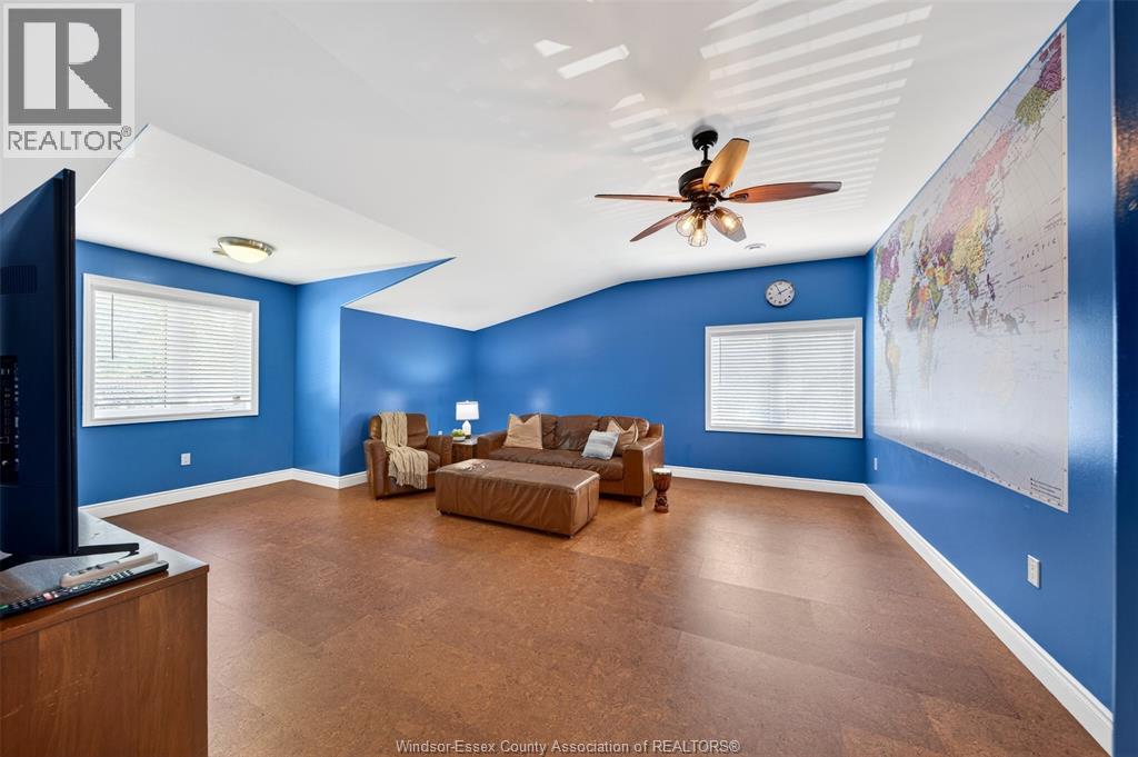 3595 HUNTINGTON - Image 39