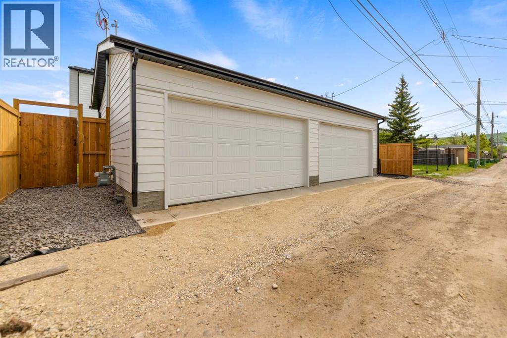 4651 79 Street Northwest - Photo 8