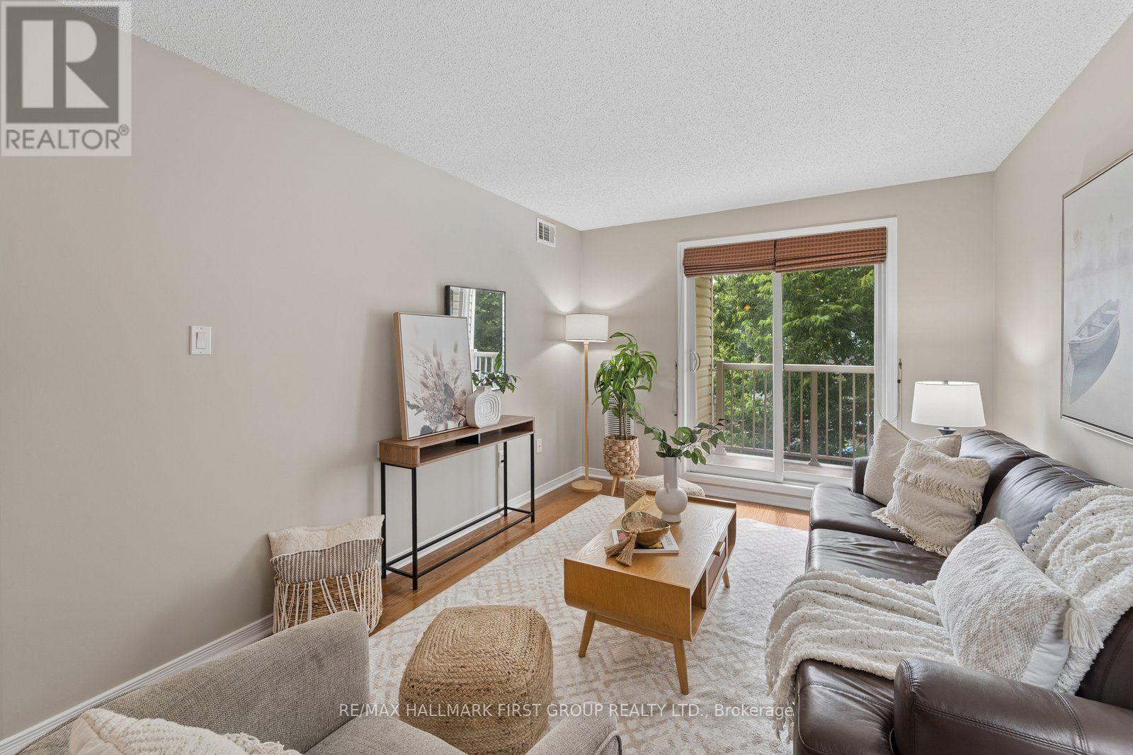 #2 8 PETRA WAY - Image 14