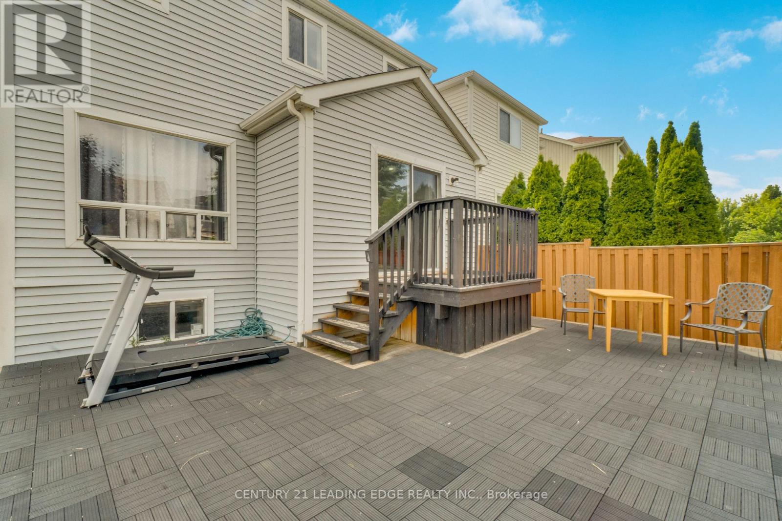 1296 ASHGROVE CRESCENT - Image 38