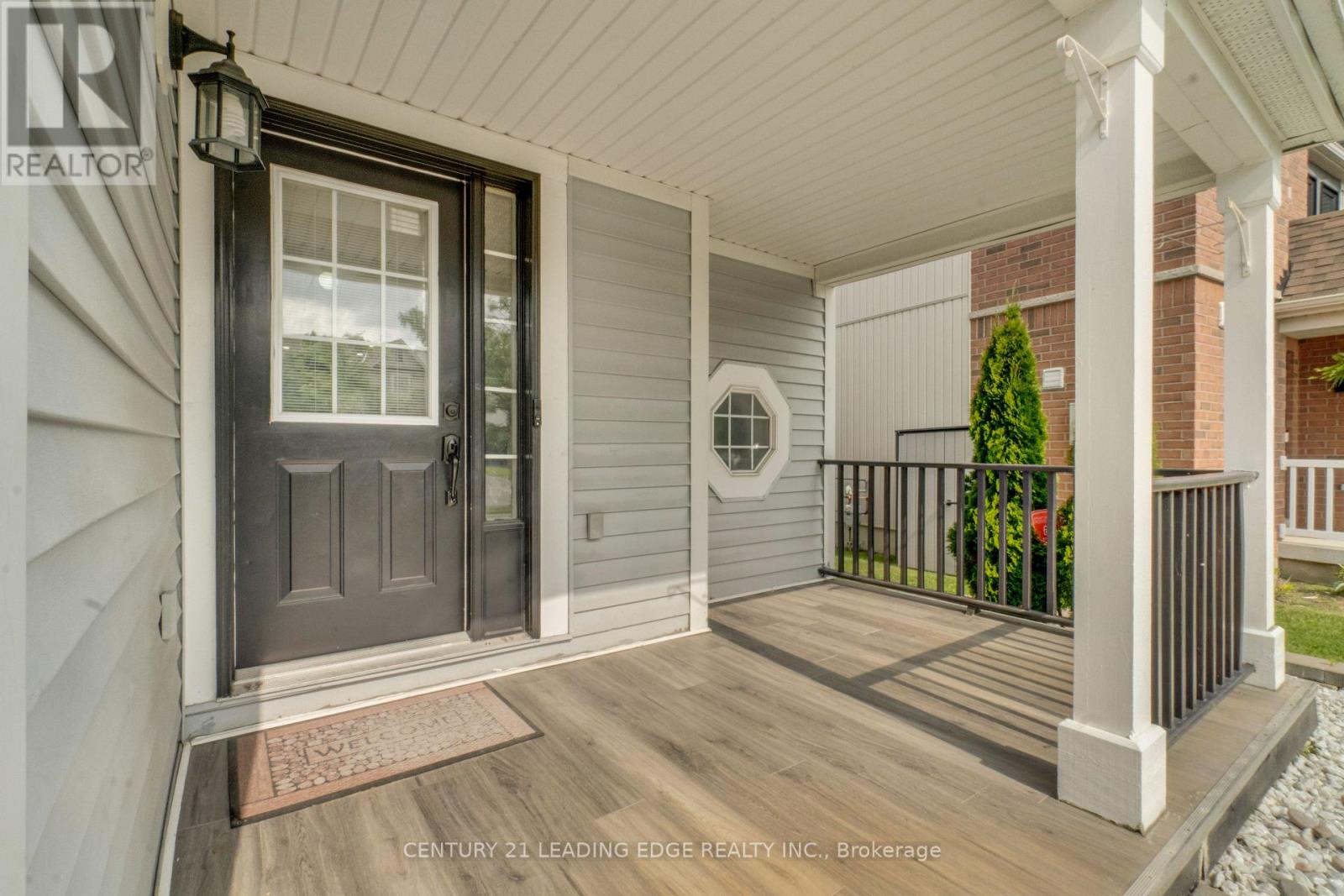 1296 ASHGROVE CRESCENT - Image 4