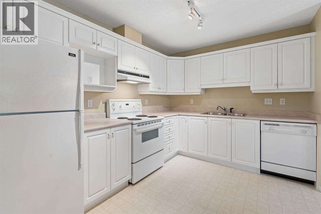 #3208 3208 Hawksbrow Point NW - 14