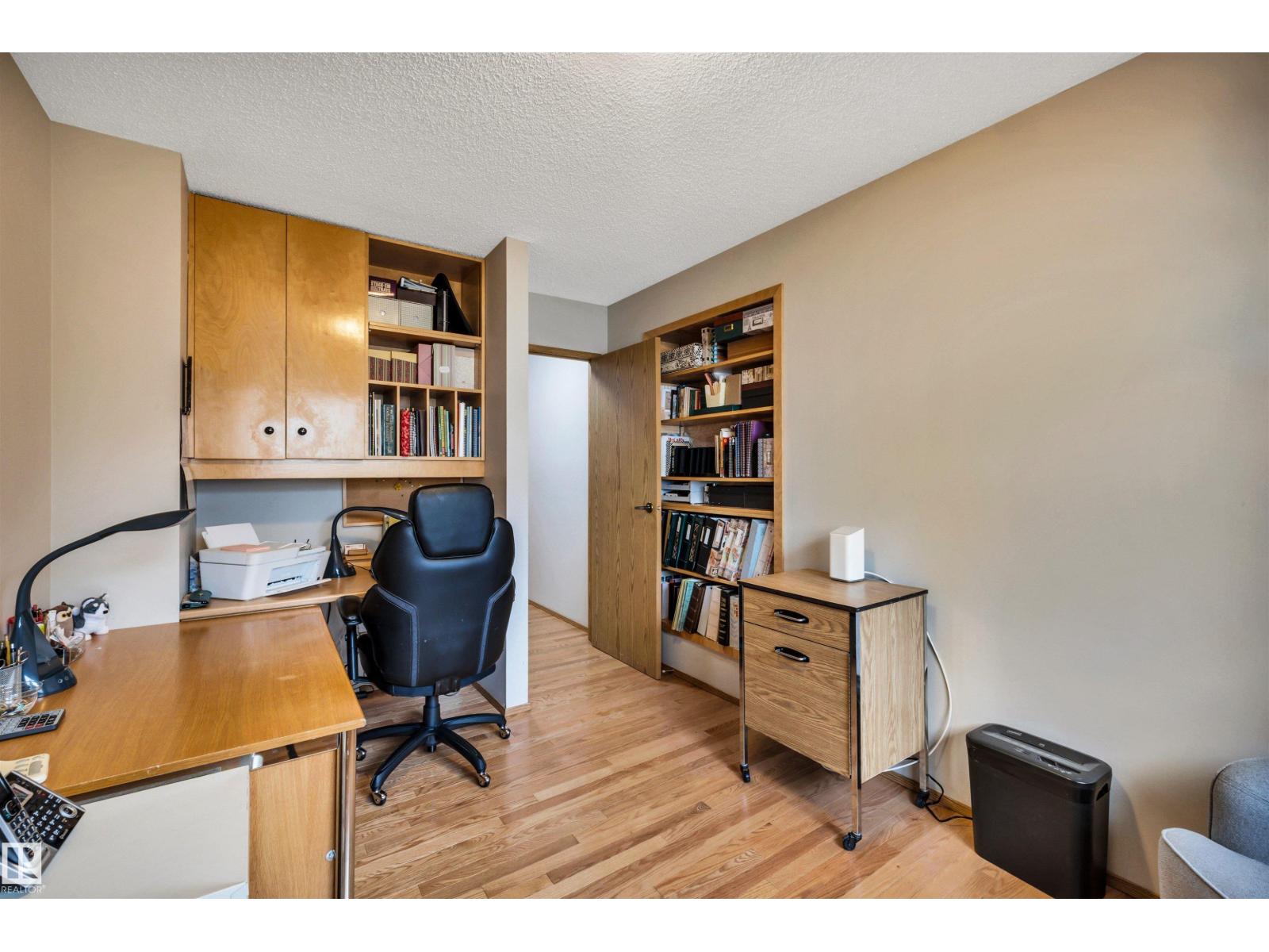 10636 153 Avenue NW - Photo 29