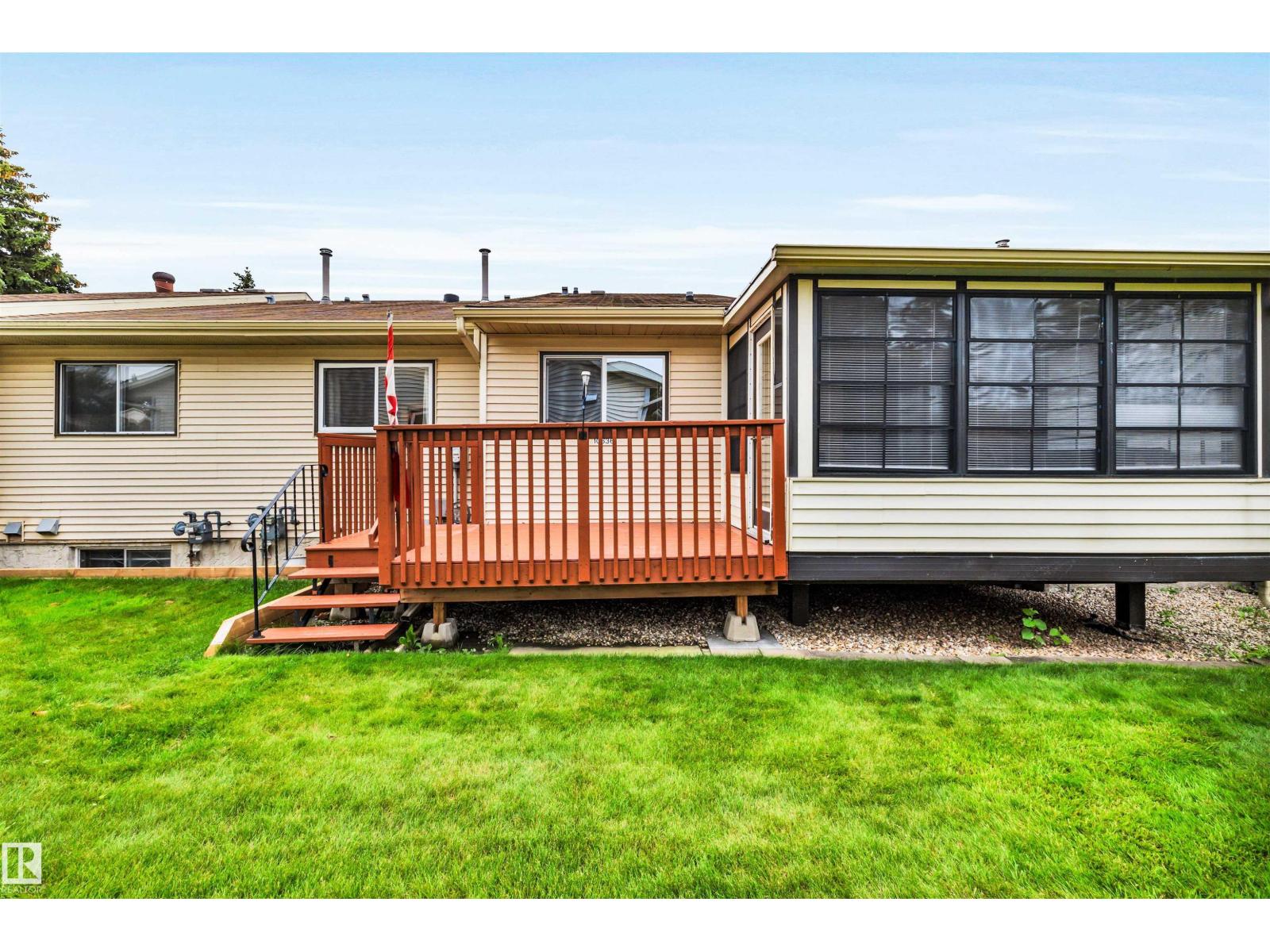 10636 153 AV NW - 43