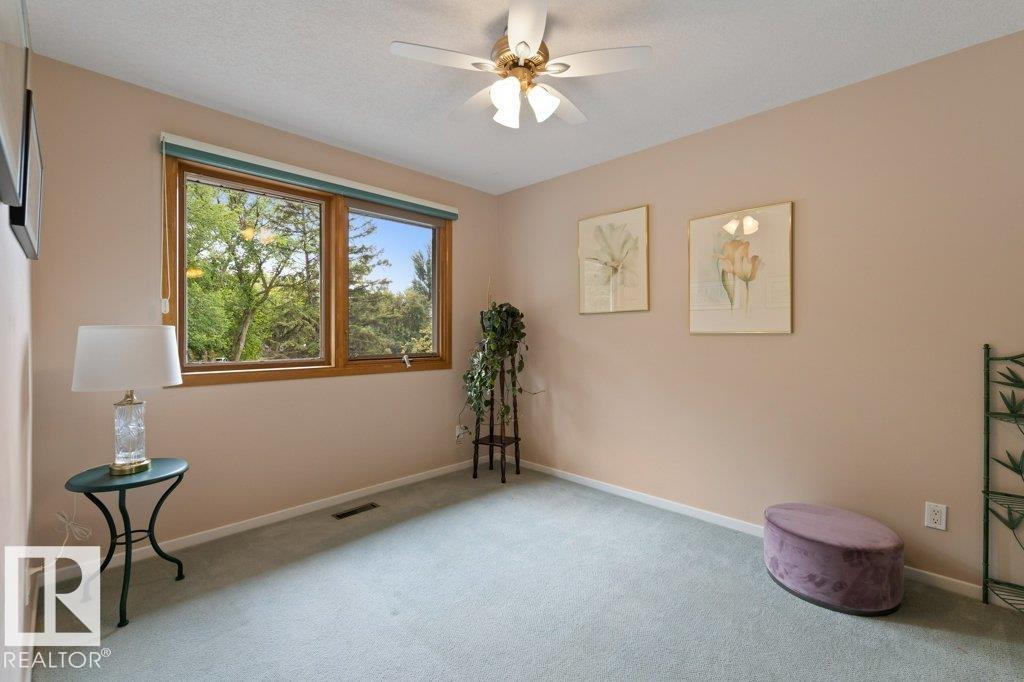 2 GREENWOOD PL - Image 32