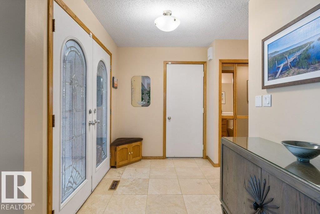 2 GREENWOOD PL - Image 7