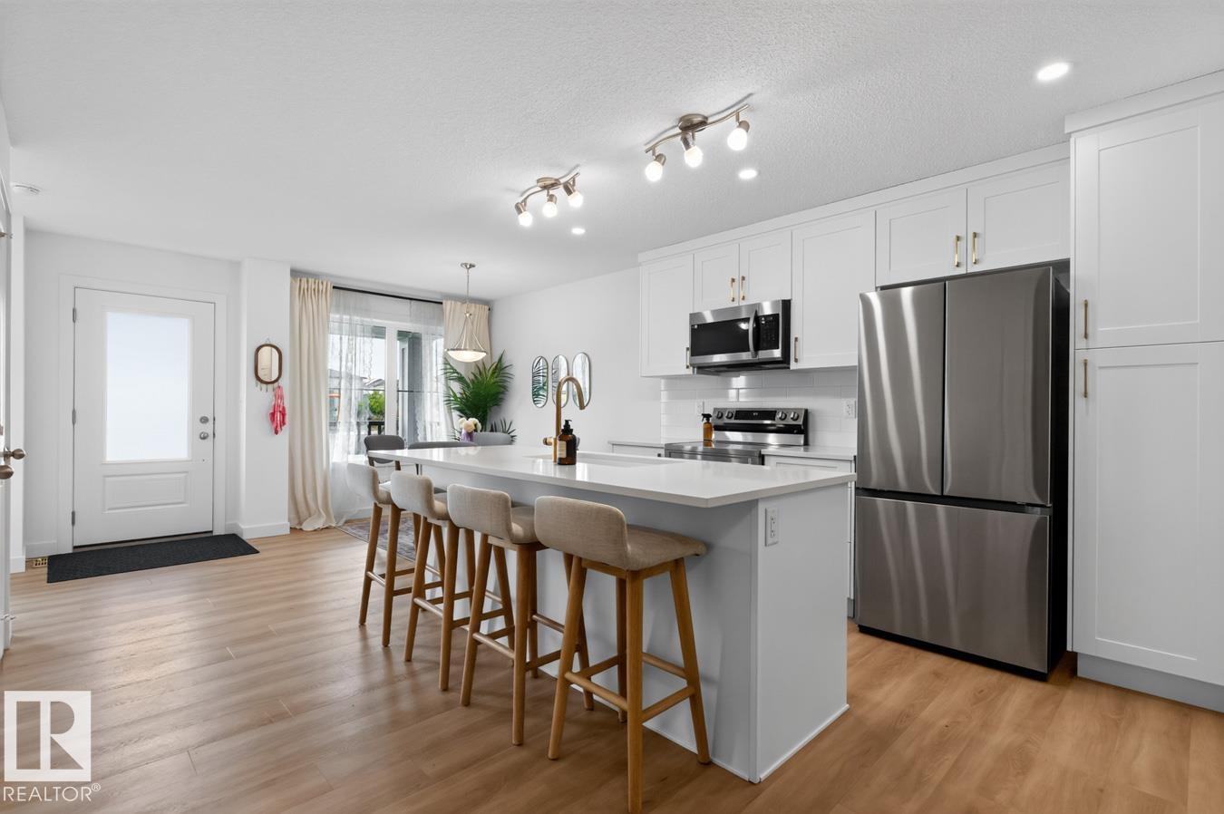 1037 HELEN LAVENDER LN - Image 3