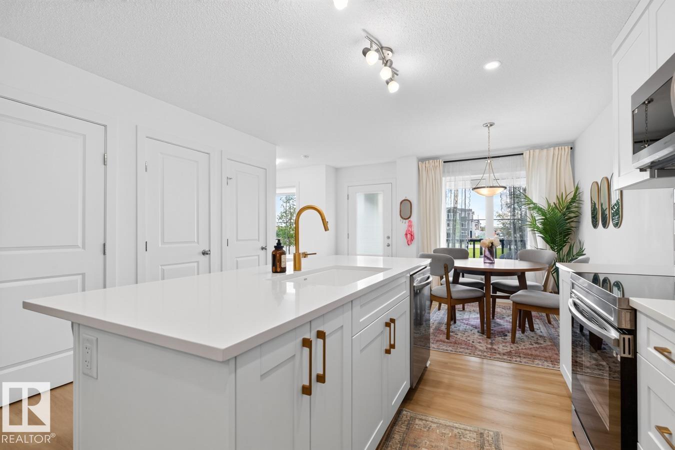 1037 HELEN LAVENDER LN - 6