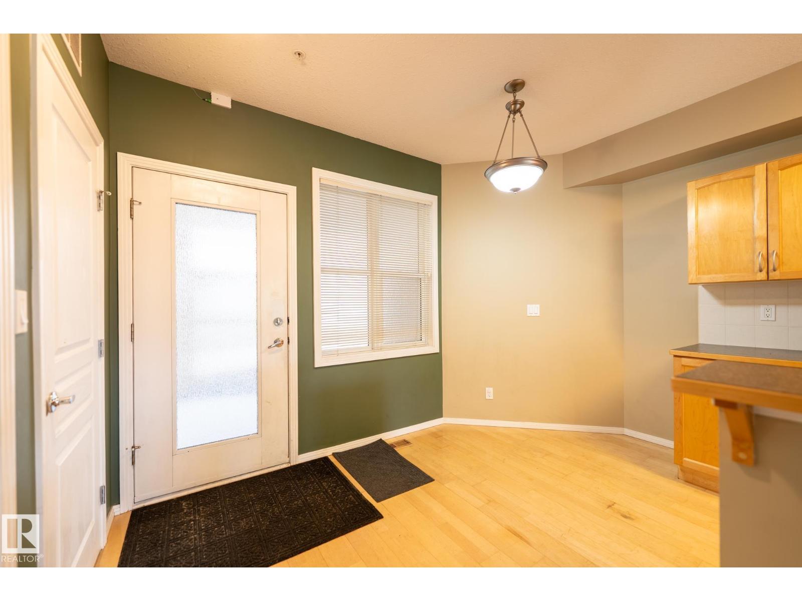 #412 11039 83 AV NW - 12