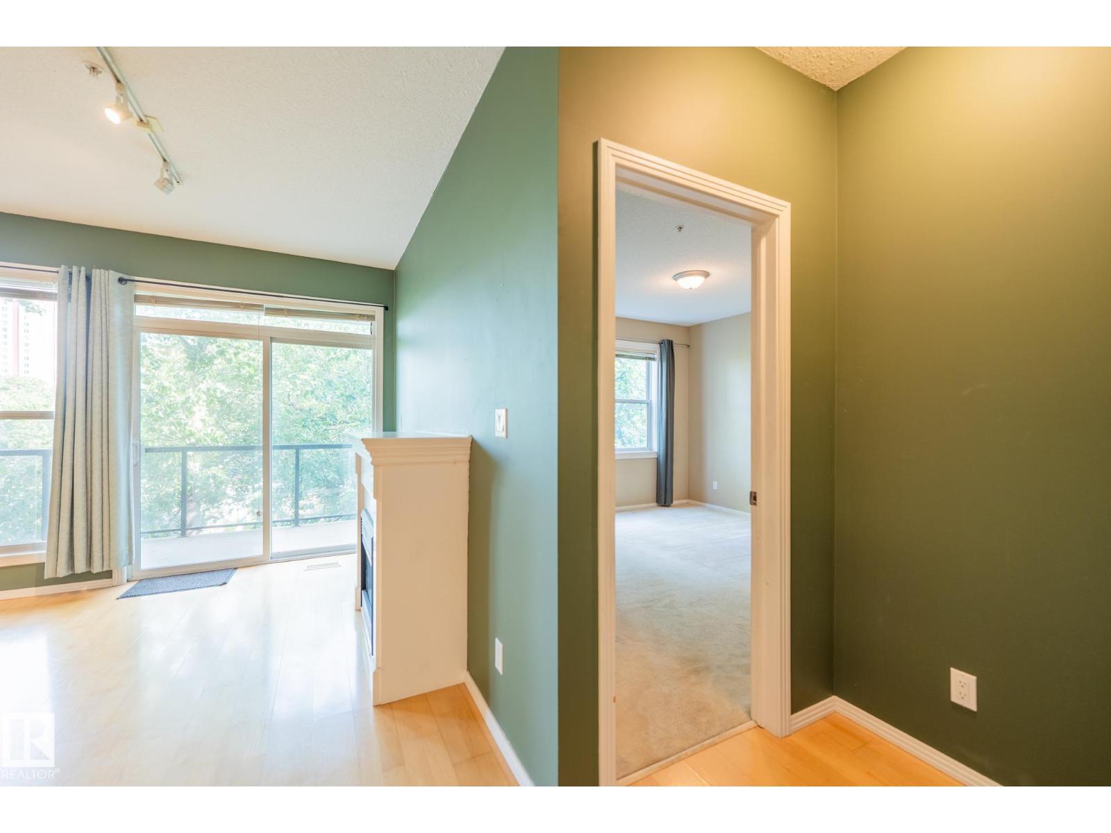 412 11039 83 Avenue NW - Photo 13