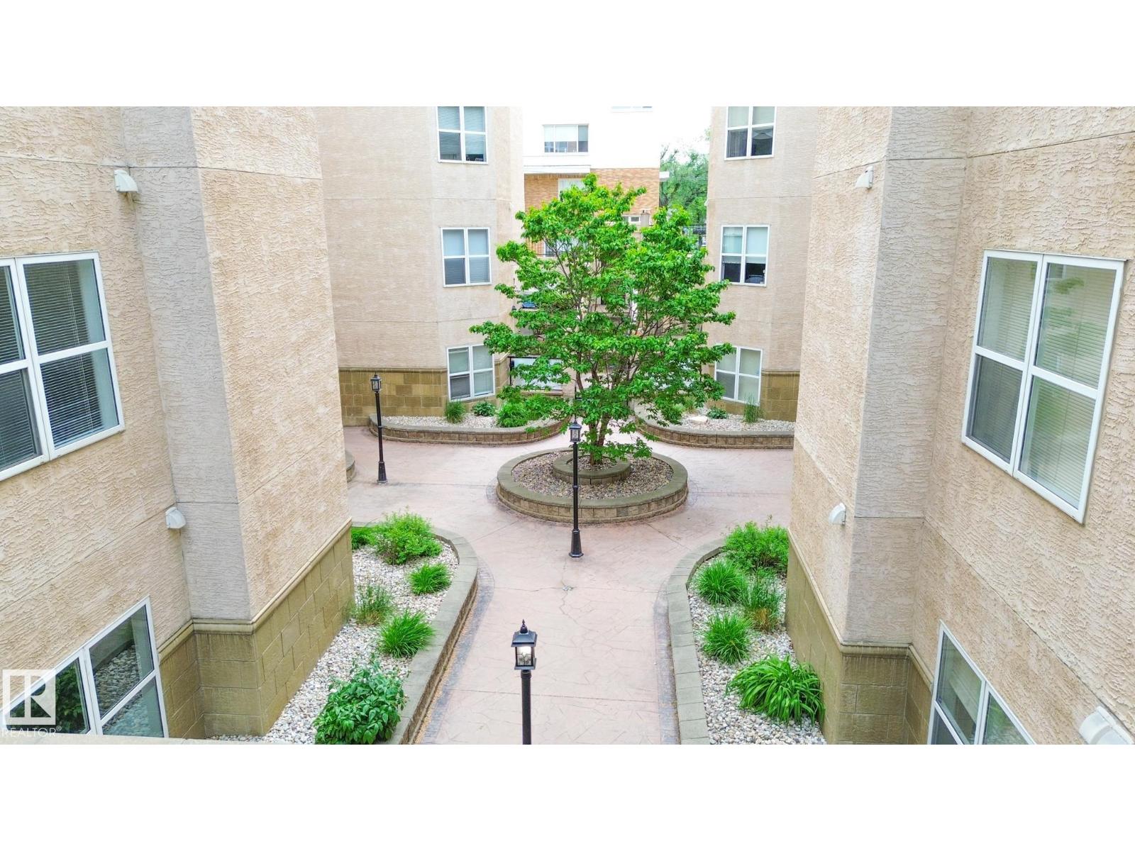 #412 11039 83 AV NW - 29