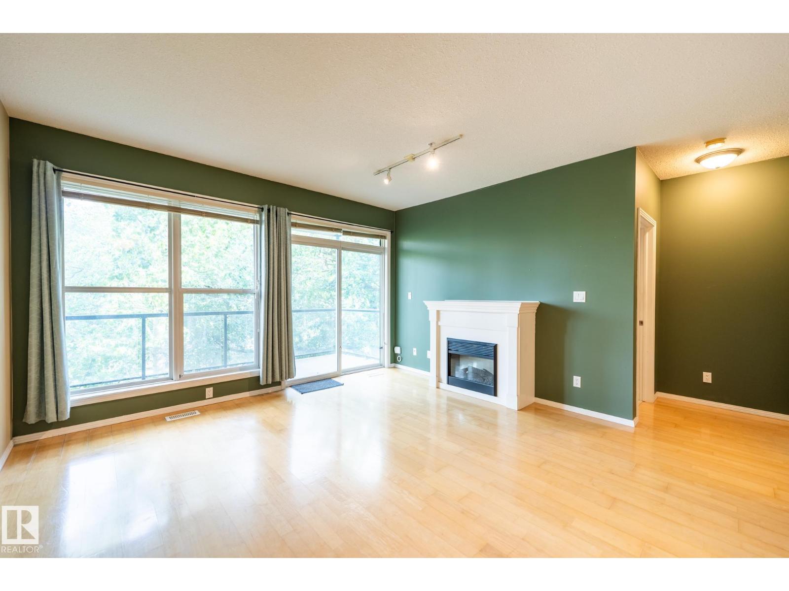 #412 11039 83 AV NW - 7
