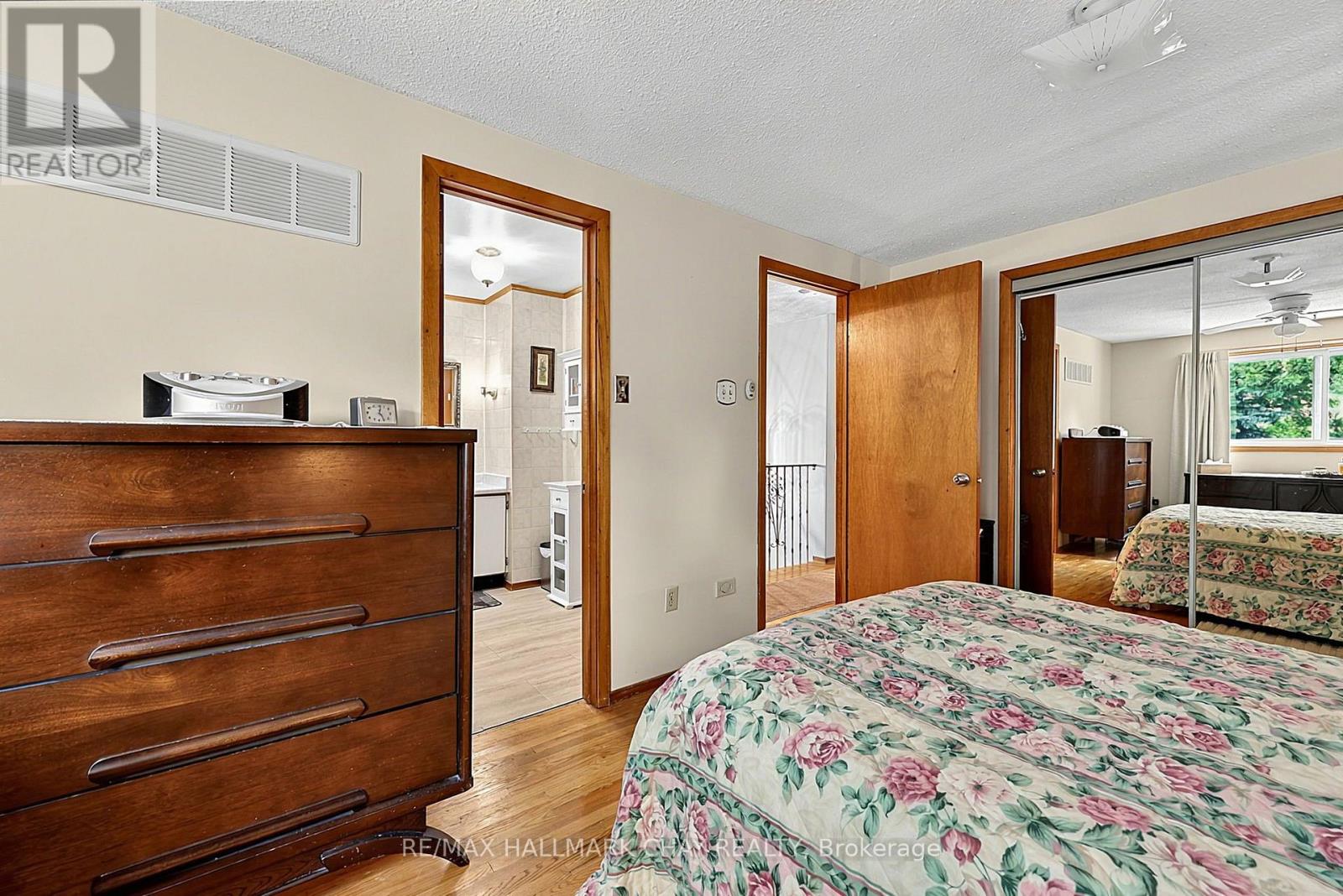 11 SECOND STREET - Image 14