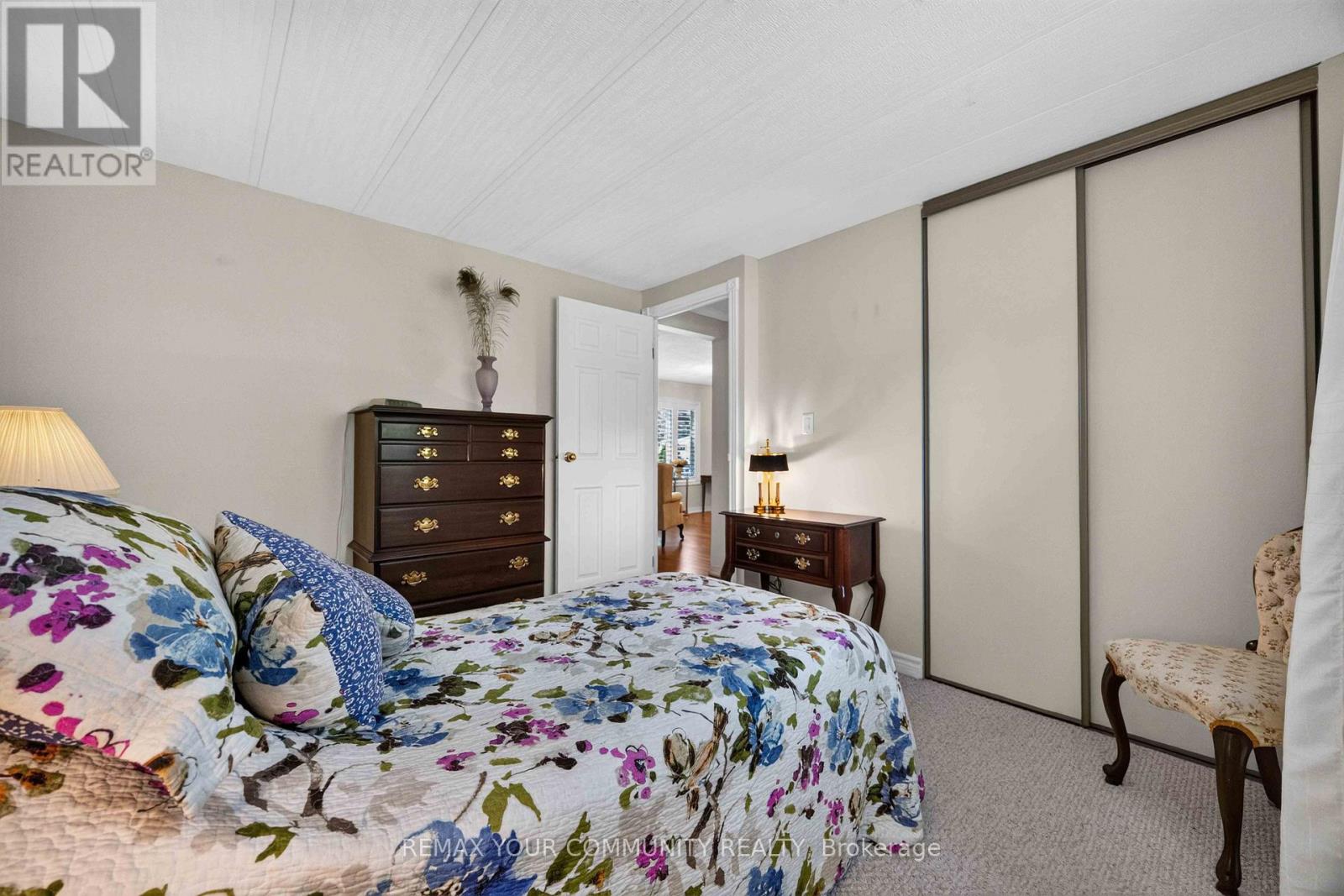 131 ROXANNA DRIVE - Image 24