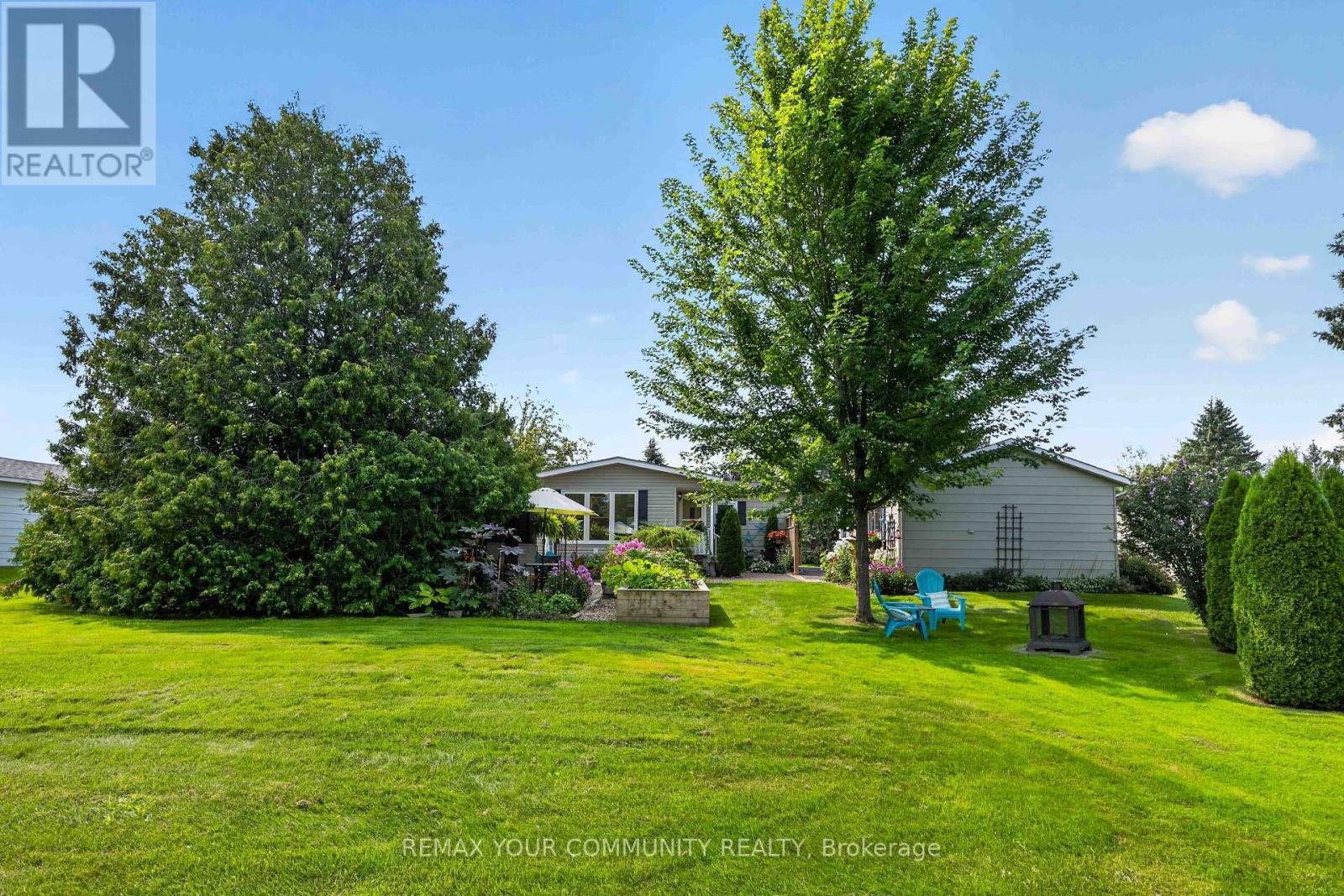 131 ROXANNA DRIVE - Image 35