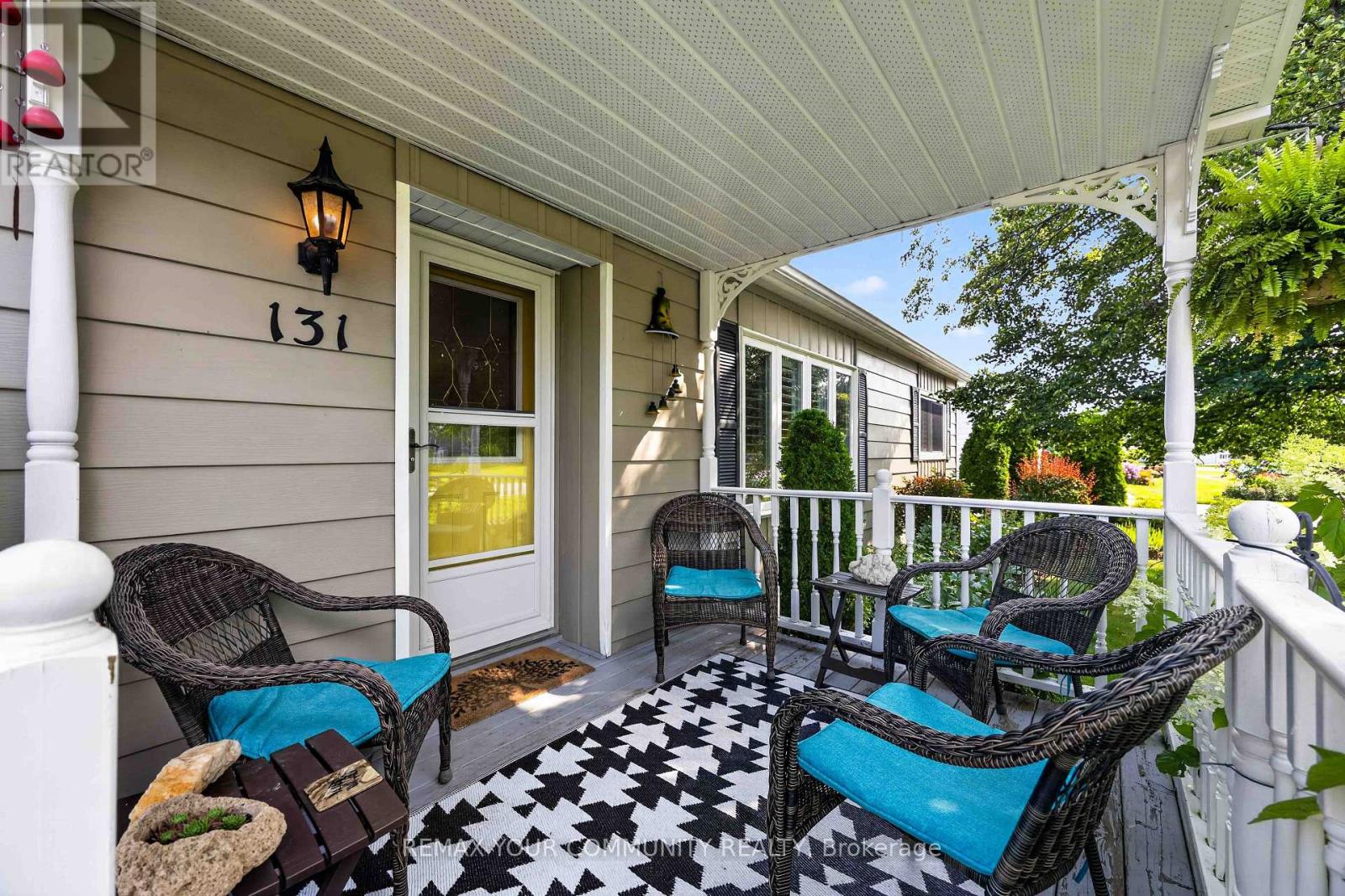 131 ROXANNA DRIVE - 5