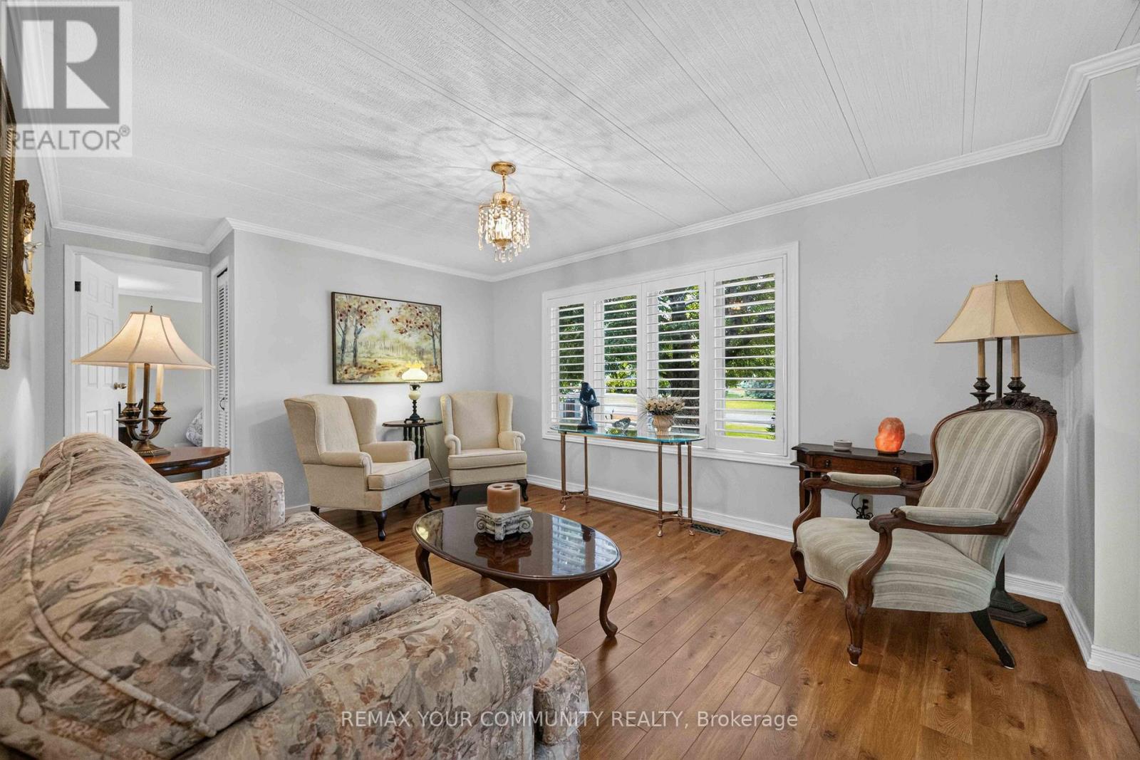 131 ROXANNA DRIVE - Image 9